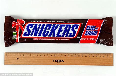 Transform 11 inches in centimeters (11 in to (cm. World's biggest Snickers bar is 10 inches long and ...