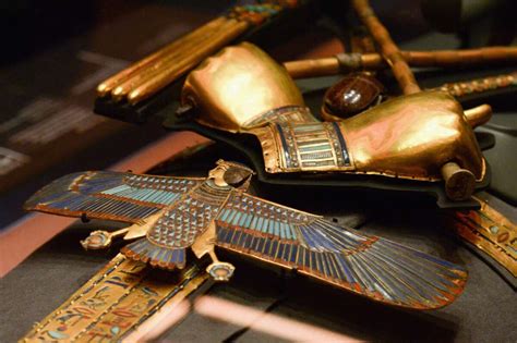 King Tut Treasures Of The Golden Pharaoh Exhibit In La