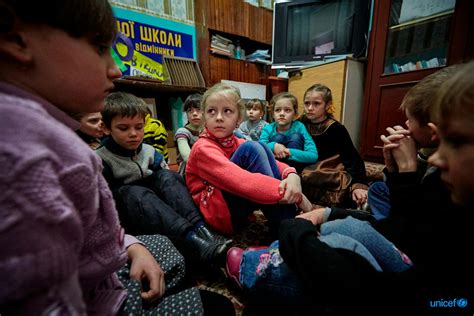 Ucraina 200000 Bambini Vittime Di Traumi Dopo 3 Anni Di Guerra Civile