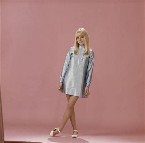 france gall isabelle gall 60s photos rock and roll girl happy clothes fairytale fashion