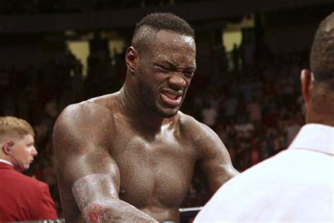 Deontay Wilder Wins Fight Despite Broken Hand Torn Biceps Biceps Deontay Wilder Tyson Fury
