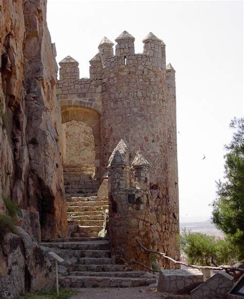 Castelos Medievais Castelos Medievais Ruínas De Castelo Castelo No Céu
