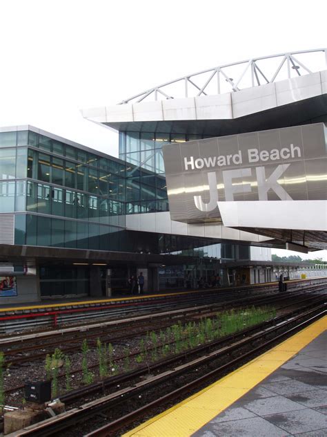 Jfk Airtrain Howard Beach Station And Elevated Guideway Dhk Architects