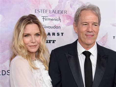 Michelle Pfeiffer Wishes Husband David E Kelley A Happy 27th Wedding