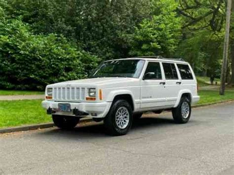 Jeep Cherokee Limited Xj 4x4 4dr 4 0l 6cyl Only 95k Used Classic Cars