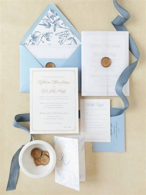 9 Inspirasi Desain Undangan Pernikahan Untuk Kamu Penyuka Warna Biru