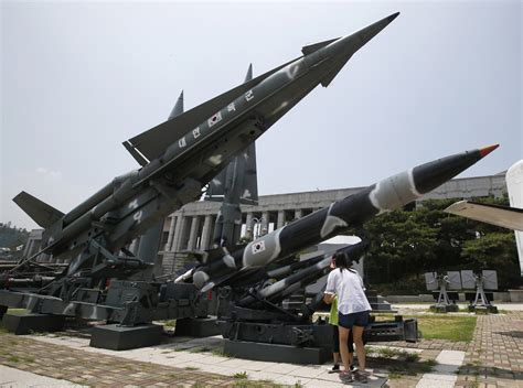 Seoul says North Korea submarine-launched missile test fails - Chicago ...