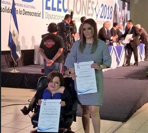 El expresidente rafael correa habla de posible fraude, pero el consejo nacional electoral (cne) aclara que no es tan sencillo adulterar las papeletas. Presidente de TSE: El Salvador tiene el sistema electoral ...