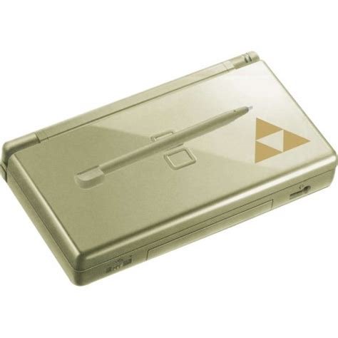 Una buena distracción para los peques y a muy buen precio. Gold Nintendo DS Lite Zelda System - Nintendo 3DS/DS ...