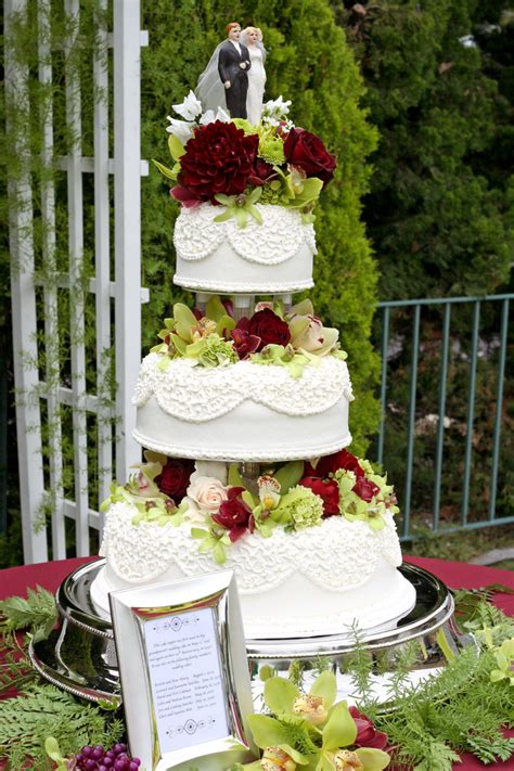 A Wedding Cake Delivered In La Mirada Ca