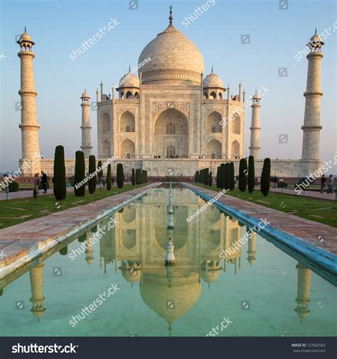 Perspective View On Taj Mahal Mausoleum Stock Photo Edit Now 127602563