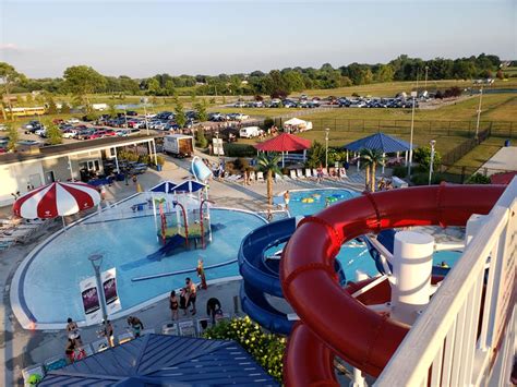 Make A Splash At These Outdoor Indoor Water Parks In Indiana