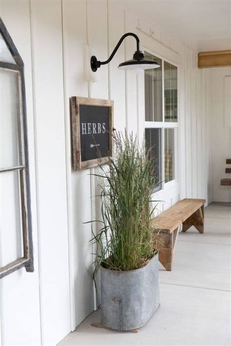 17 Best Farmhouse Outdoor Decor Ideas And Designs For 2021