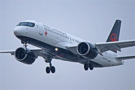 C Gjxe Air Canada Airbus A220 300 Our First At The Site