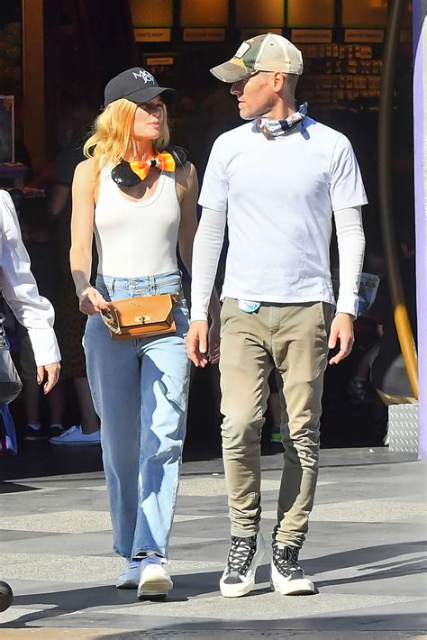 Kate Bosworth Celebrates Her Husband Michael Polishs Birthday At Disneyland 01 Gotceleb