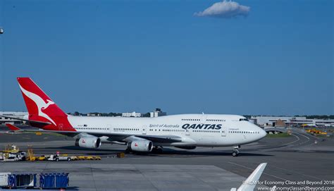 Airplane Art Qantas Boeing 747 400 At New York Jfk International