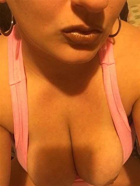 Should I Let Hubs Cum On My Face Or On My Boobs Porn Pic