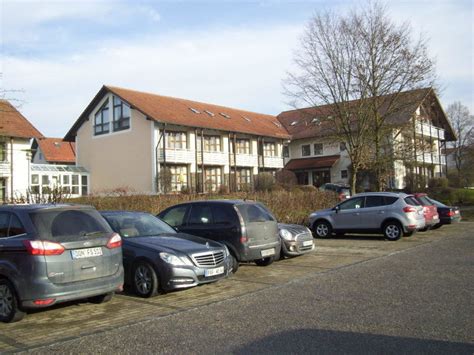 Einfamilienhäuser, doppelhaushälften, mehrfamilienhäuser oder reihenhäuser von privat, von immobilienmaklern oder der kommune finden. "Haus 2" Churfürstenhof Wellnesshotel (Bad Birnbach ...