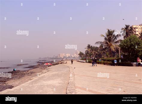 Bandstand Beach Bandra Mumbai Stock Photo Alamy