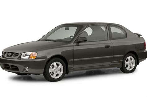 2002 Hyundai Accent Gs 2dr Hatchback Pictures