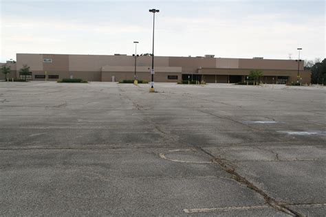 Plats and Parcels: Former Northwest Side Sam’s Club Sold As Industrial
