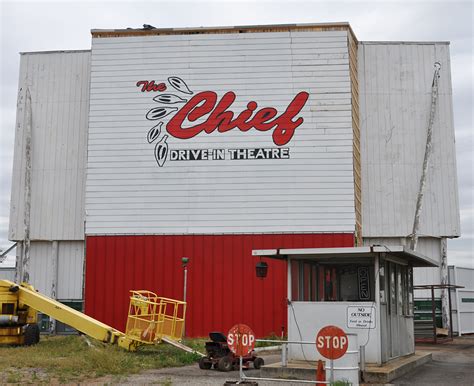 Winchester drive in is located in oklahoma city city of oklahoma state. Oklahoma Drive-in Theatres | RoadsideArchitecture.com