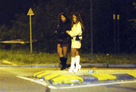 girls in como prostitutes lombardy