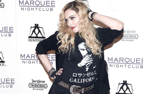Pulzo on Twitter Fotos de Madonna desnuda a los años se subastarán desde mil dólares