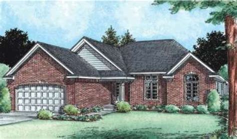 Traditional Style House Plan 3 Beds 2 Baths 1820 Sqft Plan 20 1800