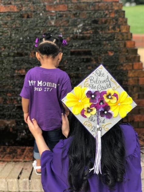 Graduation Cap Ideas For Moms