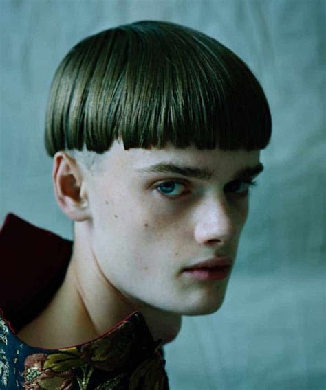Top 10 Worst Haircuts Of All Time Dont Get One Of These