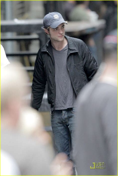 Robert Pattinson Dont You Remember Me Photo 2004671 Robert