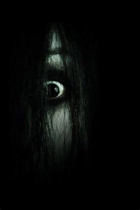 Hantu Mata Hitam Zaimura Gambar