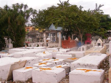 Colapsados Los Dos Cementerios De Cancún Inicia La Construcción De Un