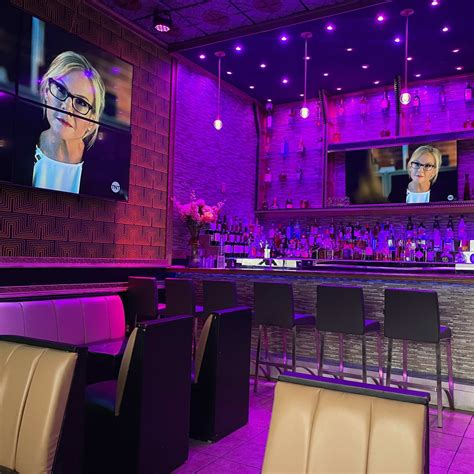 10 Best Penthouse Venues & Suites for Rent in Falls Church, VA | Peerspace