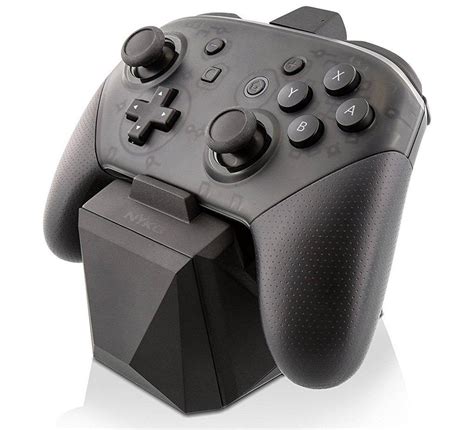 The controllers will also charge as long as they're hooked up to the switch unit, even if the device isn't plugged into power itself. Nintendo Switch Pro Controller Nyko Charge Block Pro ...