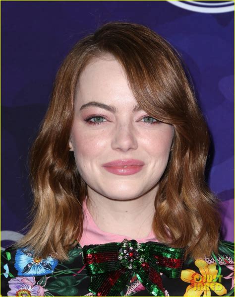 Emma Stone Honors Her Glam Squad At Stylemakers Event Photo 3810975