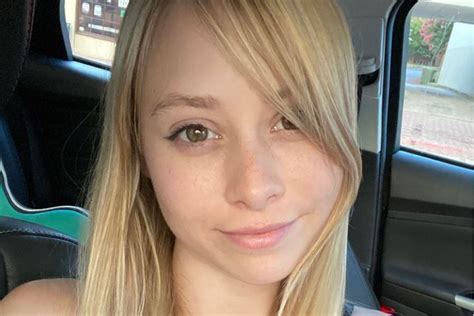 Young Mom Goes From Being Rejected By Subway To Making Bank On Onlyfans