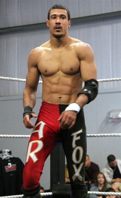 Omg He S Naked American Professional Wrestler Ar Fox Omg Blog