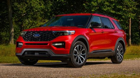 2022 Ford Explorer Choosing The Right Trim Autotrader