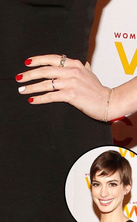 Nail Art Anne Hathaway Contrasting Colors Red Carpet Nails Anne