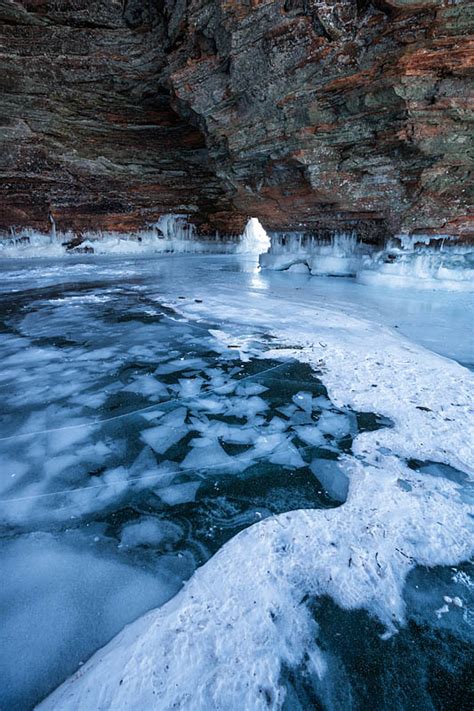 Visiting Apostle Island Ice Caves In Wisconsin Travel Photography Blog
