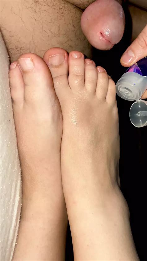 Sexy Small Toes And Feet Cum On Feet Homemade Porn By Faphouse Xhamster