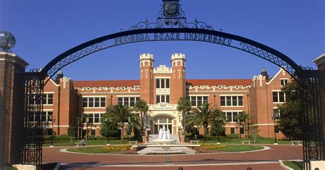 It makes sense that these schools attract the most students because they provide incentives for students who live in the state to attend. 15 Most Beautiful Colleges in Florida - Aceable