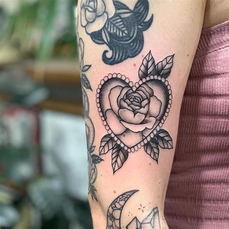 Rose Heart Tattoo Girly Tattoos Rose Heart Tattoo Heart Tattoo