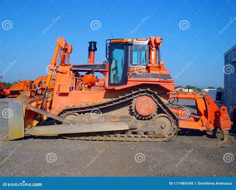 Orange Bulldozer Stock Photography 6864128