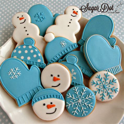 Here are some great ideas to get you started. We'll be decorating snowmen, snowflakes, hats, and mittens this month.