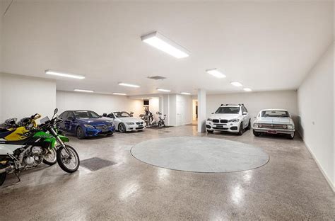 Incredible Home With A Secret Underground Car Park For Sale Daily