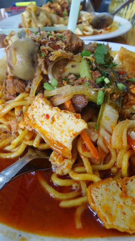 The main headquarters is located at jalan tun razak, kuala lumpur. ASSALAMUALAIKUM...