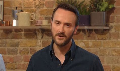 His restaurant pollen street social gained a michelin star in 2011, its opening year. Saturday Kitchen viewers slam Jason Atherton's 'painful' presenting | TV & Radio | Showbiz & TV ...
